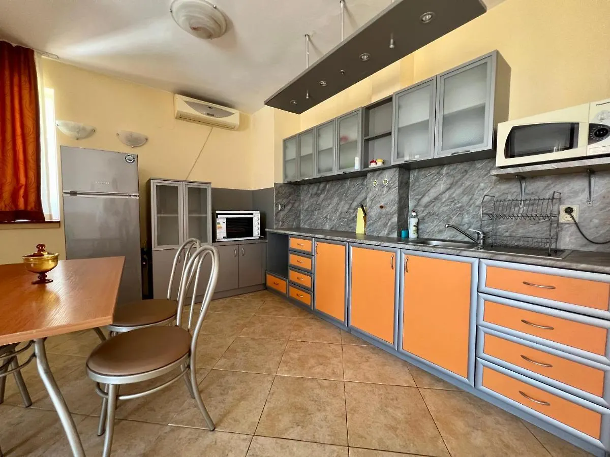 Private One-Bedroom Apartment With Balcony In Sozopol By Flat Mаnаger Bulgaria