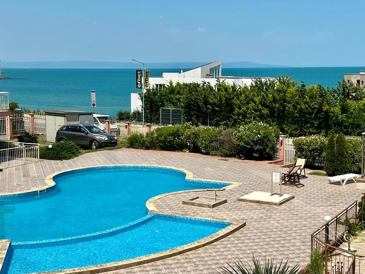 Private One-Bedroom Apartment With Balcony In Sozopol By Flat Mаnаger 0*,  Bulgaria